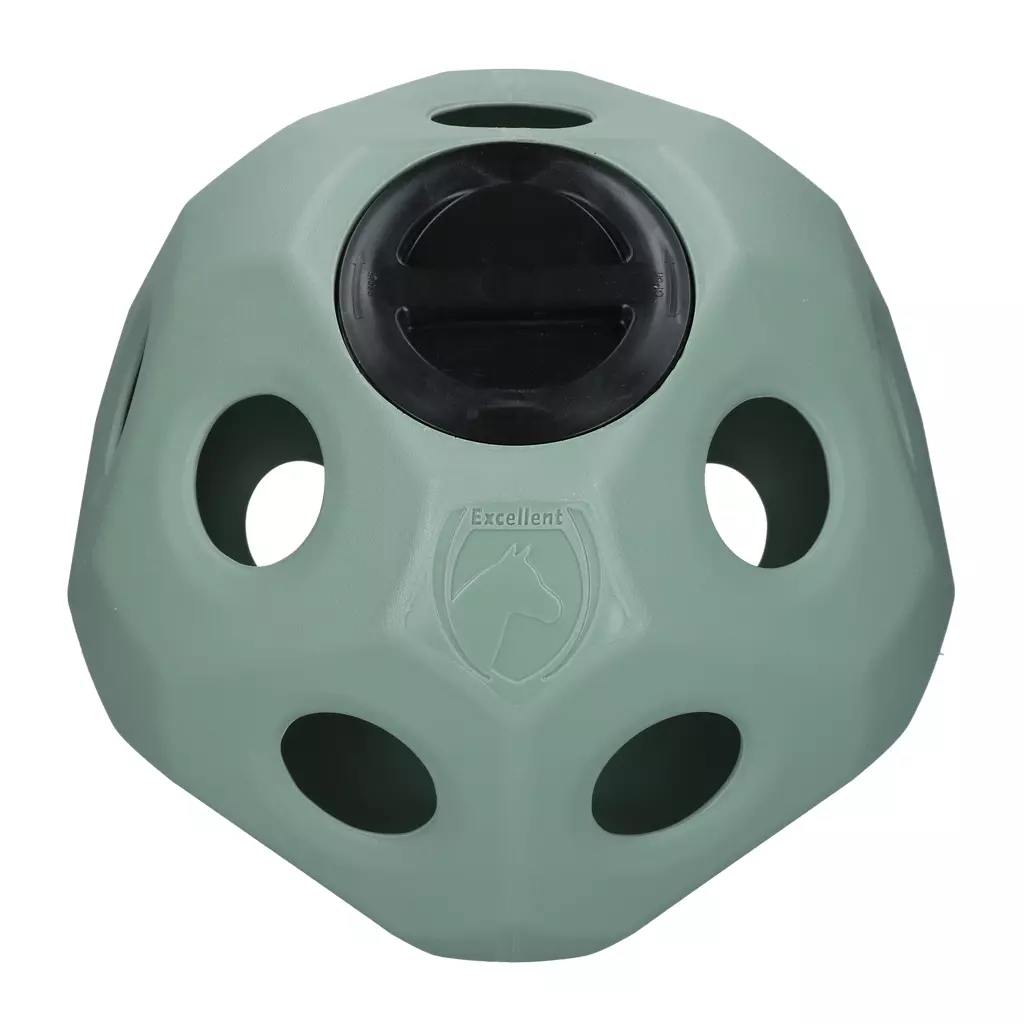 Excellent Horse Feed & Play Ball